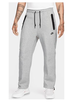 Męskie spodnie dresowe o luźnym kroju u dołu Nike Sportswear Tech Fleece - Szary ze sklepu Nike poland w kategorii Spodnie męskie - zdjęcie 169754499