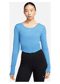 Damska przylegająca koszulka z długim rękawem i półokrągłym tyłem w drobny prążek Nike Sportswear Chill Knit - Niebieski ze sklepu Nike poland w kategorii Bluzki damskie - zdjęcie 169755277