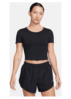 Damska koszulka o skróconym kroju z krótkim rękawem Dri-FIT Nike One Fitted - Czerń ze sklepu Nike poland w kategorii Bluzki damskie - zdjęcie 169755605
