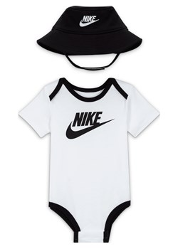 Zestaw body i kapelusz dla niemowląt Nike - Biel ze sklepu Nike poland w kategorii Komplety niemowlęce - zdjęcie 169755737