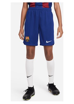 Spodenki piłkarskie dla dużych dzieci Nike Dri-FIT FC Barcelona Stadium 2023/24 (wersja domowa) - Niebieski ze sklepu Nike poland w kategorii Spodenki chłopięce - zdjęcie 169755835
