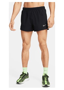 Męskie spodenki do biegania z wszytą bielizną Dri-FIT Nike Fast 8 cm - Czerń ze sklepu Nike poland w kategorii Spodenki męskie - zdjęcie 169756047
