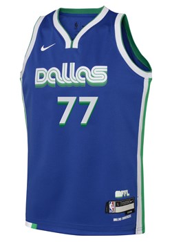 Koszulka dla dużych dzieci Nike Dri-FIT NBA Swingman Luka Dončić Dallas Mavericks City Edition - Niebieski ze sklepu Nike poland w kategorii T-shirty chłopięce - zdjęcie 169756089
