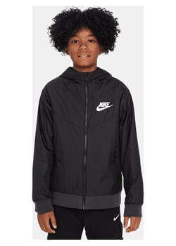Kurtka z kapturem dla dużych dzieci Nike Sportswear Windrunner - Czerń ze sklepu Nike poland w kategorii Kurtki chłopięce - zdjęcie 169756108