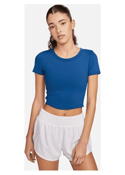 Damska koszulka o skróconym kroju z krótkim rękawem Dri-FIT Nike One Fitted - Niebieski ze sklepu Nike poland w kategorii Bluzki damskie - zdjęcie 169756488