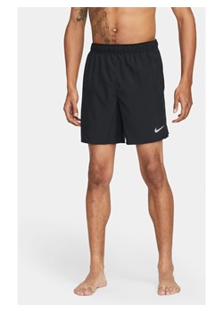 Męskie spodenki do biegania bez podszewki Dri-FIT 18 cm Nike Challenger - Czerń ze sklepu Nike poland w kategorii Spodenki męskie - zdjęcie 169756737