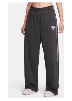Damskie spodnie z dzianiny dresowej z prostymi nogawkami Nike Sportswear - Szary ze sklepu Nike poland w kategorii Spodnie damskie - zdjęcie 169756837