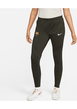 Damskie dzianinowe spodnie piłkarskie Nike Dri-FIT FC Barcelona Strike - Zieleń ze sklepu Nike poland w kategorii Spodnie damskie - zdjęcie 169756955