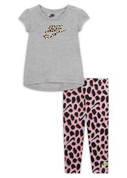 Zestaw T-shirt i legginsy dla niemowląt (12–24 M) Nike - Różowy ze sklepu Nike poland w kategorii Komplety dziewczęce - zdjęcie 169757028