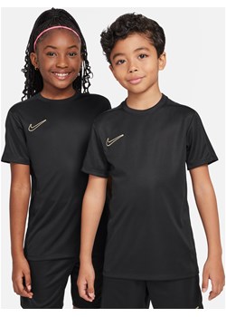 Dziecięca koszulka piłkarska Nike Dri-FIT Academy23 - Czerń ze sklepu Nike poland w kategorii T-shirty chłopięce - zdjęcie 169757095