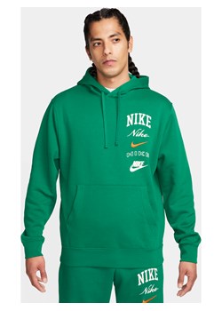 Męska bluza z kapturem Nike Club Fleece - Zieleń ze sklepu Nike poland w kategorii Bluzy męskie - zdjęcie 169757217