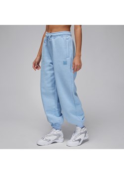 Spodnie damskie Jordan Flight Fleece - Niebieski ze sklepu Nike poland w kategorii Spodnie damskie - zdjęcie 169757578