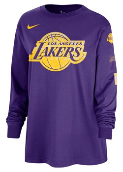 Damski T-shirt z długim rękawem Nike NBA Los Angeles Lakers Courtside Essential - Fiolet ze sklepu Nike poland w kategorii Bluzki damskie - zdjęcie 169757865