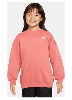 Bluza dresowa dla dużych dzieci (dziewcząt) o kroju oversize Nike Sportswear Club Fleece - Czerwony ze sklepu Nike poland w kategorii Bluzy dziewczęce - zdjęcie 169758188