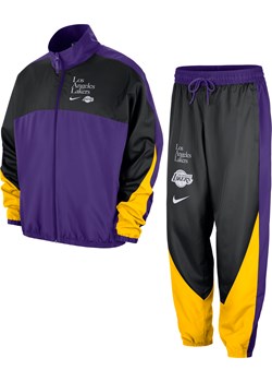 Męski dres z grafiką Nike NBA Los Angeles Lakers Starting 5 Courtside - Fiolet ze sklepu Nike poland w kategorii Dresy męskie - zdjęcie 169758258