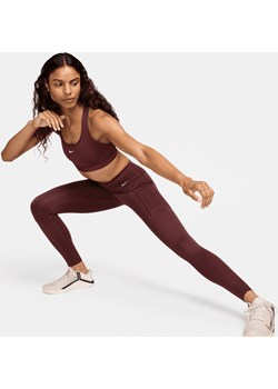 Damskie legginsy o pełnej długości ze średnim stanem i kieszeniami zapewniające mocne wsparcie Nike Go - Czerwony ze sklepu Nike poland w kategorii Spodnie damskie - zdjęcie 169758448