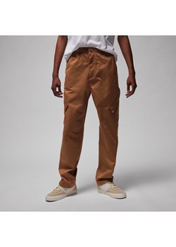 Spodnie męskie Jordan Essentials Chicago - Brązowy ze sklepu Nike poland w kategorii Spodnie męskie - zdjęcie 169758468