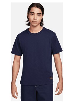 Męska dzianinowa koszulka z krótkim rękawem Nike Life - Niebieski ze sklepu Nike poland w kategorii T-shirty męskie - zdjęcie 169759016