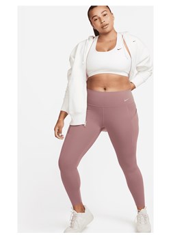 Damskie legginsy ze średnim stanem i kieszeniami o długości 7/8 zapewniające średnie wsparcie Nike Universa - Fiolet ze sklepu Nike poland w kategorii Spodnie damskie - zdjęcie 169759027
