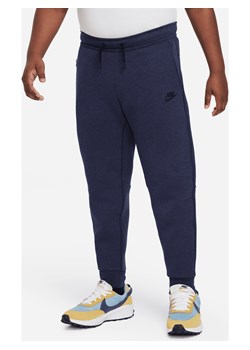 Spodnie dla dużych dzieci (chłopców) Nike Sportswear Tech Fleece (szersze rozmiary) - Niebieski ze sklepu Nike poland w kategorii Spodnie chłopięce - zdjęcie 169759059