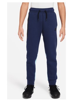 Spodnie dla dużych dzieci (chłopców) Nike Sportswear Tech Fleece - Niebieski ze sklepu Nike poland w kategorii Spodnie chłopięce - zdjęcie 169759215
