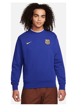 Męska piłkarska bluza dresowa z półokrągłym dekoltem Nike FC Barcelona Club - Niebieski ze sklepu Nike poland w kategorii Bluzy męskie - zdjęcie 169759299