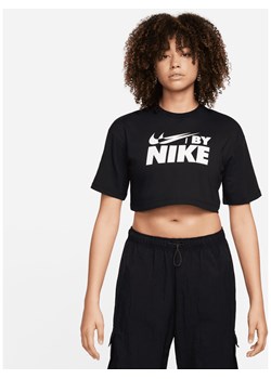 T-shirt damski o krótkim kroju Nike Sportswear - Czerń ze sklepu Nike poland w kategorii Bluzki damskie - zdjęcie 169759319