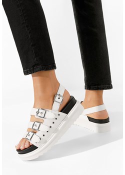 Białe sandały na platformie Edena ze sklepu Zapatos w kategorii Sandały damskie - zdjęcie 169792449