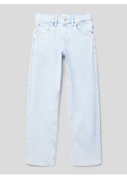 Jeansy o kroju loose taper fit z naszywką z logo ze sklepu Peek&Cloppenburg  w kategorii Spodnie chłopięce - zdjęcie 169807106