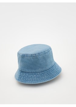 Reserved - Jeansowy kapelusz bucket hat - jasnoniebieski ze sklepu Reserved w kategorii Czapki dziecięce - zdjęcie 169814765