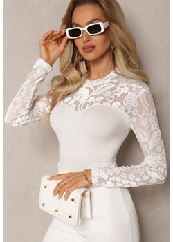 Biała Bluzka z Wiskozy z Ozdobnymi Tłoczeniami w Kwiaty Exylena ze sklepu Renee odzież w kategorii Bluzki damskie - zdjęcie 169822097
