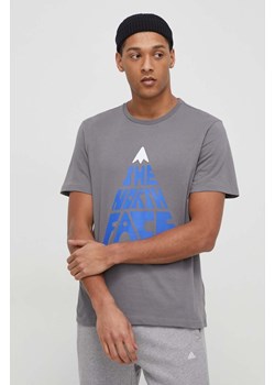 The North Face t-shirt bawełniany męski kolor szary z nadrukiem NF0A87EN0UZ1 ze sklepu ANSWEAR.com w kategorii T-shirty męskie - zdjęcie 169836958