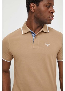 Barbour polo bawełniane kolor beżowy gładki ze sklepu PRM w kategorii T-shirty męskie - zdjęcie 169850508