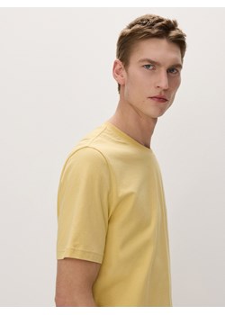 Reserved - Bawełniany t-shirt regular - żółty ze sklepu Reserved w kategorii T-shirty męskie - zdjęcie 169858615