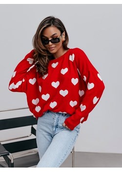 Sweter Hearts Czerwony ze sklepu Lisa Mayo w kategorii Swetry damskie - zdjęcie 169880798