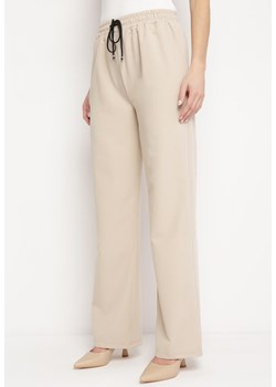 Beżowe Spodnie z Marszczoną Gumką w Talii i Prostymi Nogawkami Bwinara ze sklepu Born2be Odzież w kategorii Spodnie damskie - zdjęcie 169893308