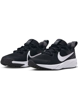 Nike Buty &quot;Star Runner 4&quot; w kolorze czarnym do biegania ze sklepu Limango Polska w kategorii Buty sportowe dziecięce - zdjęcie 169893939