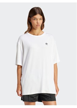 adidas T-Shirt adicolor Trefoil IR8064 Biały Loose Fit ze sklepu MODIVO w kategorii Bluzki damskie - zdjęcie 169895486