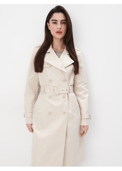 Mohito - Kremowy płaszcz typu trencz - kremowy ze sklepu Mohito w kategorii Płaszcze damskie - zdjęcie 169903577