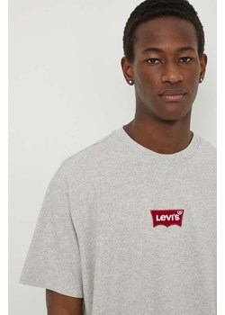 Levi&apos;s t-shirt bawełniany męski kolor szary z aplikacją ze sklepu ANSWEAR.com w kategorii T-shirty męskie - zdjęcie 169904479