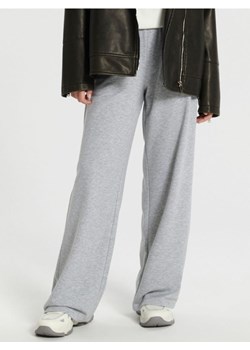 Sinsay - Spodnie - szary ze sklepu Sinsay w kategorii Spodnie damskie - zdjęcie 169913705