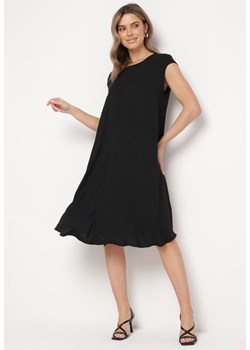 Czarna Sukienka na Grubych Ramiączkach Rozkloszowana Midi Aelthia ze sklepu Born2be Odzież w kategorii Sukienki - zdjęcie 169936307