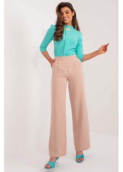 Camelowe spodnie  damskie materiałowe eleganckie ze sklepu 5.10.15 w kategorii Spodnie damskie - zdjęcie 169960376
