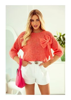 krótki sweter bona z kokardą polski producent j&k premium - pomarańczowy ze sklepu STYLOWO w kategorii Swetry damskie - zdjęcie 169965606