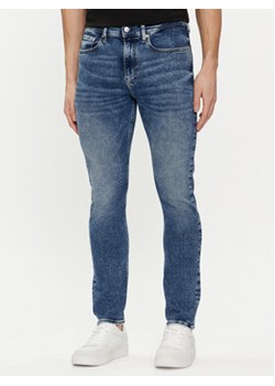 Calvin Klein Jeans Jeansy J30J324810 Niebieski Skinny Fit ze sklepu MODIVO w kategorii Jeansy męskie - zdjęcie 169974589