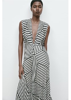 H & M - Plisowana sukienka dżersejowa - Beżowy ze sklepu H&M w kategorii Sukienki - zdjęcie 169992438