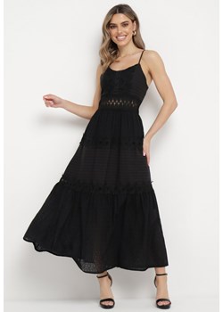 Czarna Bawełniana Sukienka Maxi z Rozkloszowanym Dołem i Ażurową Talią Fidelma ze sklepu Born2be Odzież w kategorii Sukienki - zdjęcie 169999468