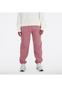 Spodnie damskie New Balance WP41508RSE – różowe ze sklepu New Balance Poland w kategorii Spodnie damskie - zdjęcie 170000247