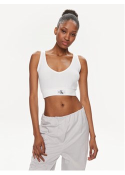 Calvin Klein Jeans Top J20J223356 Biały Slim Fit ze sklepu MODIVO w kategorii Bluzki damskie - zdjęcie 170009287