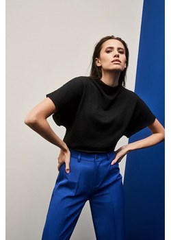 Elegancka bluzka z szerokimi rękawami czarna ze sklepu Moodo.pl w kategorii Bluzki damskie - zdjęcie 170011237